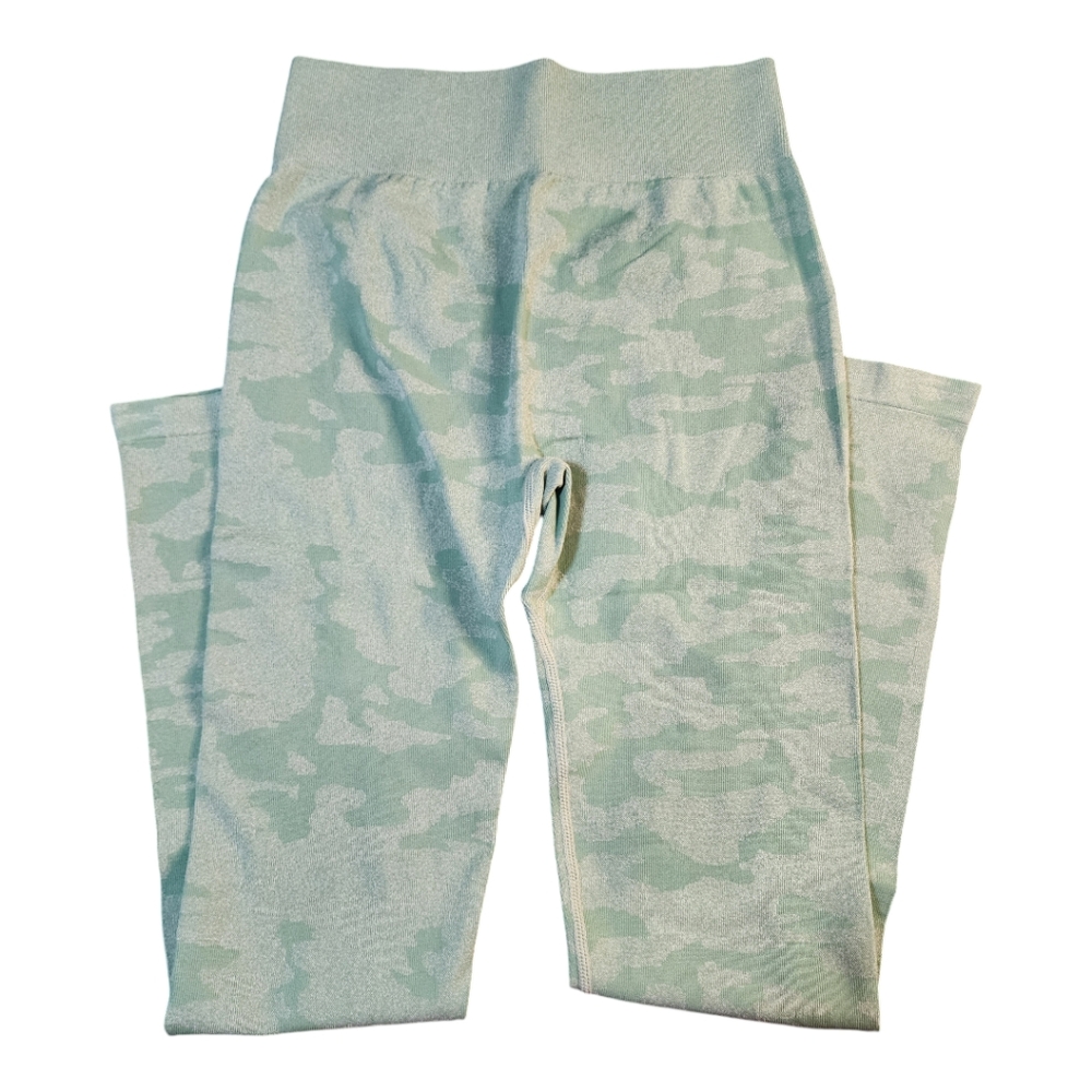 🛍️NIP RAW GEAR ACTIVE LEGGINGS